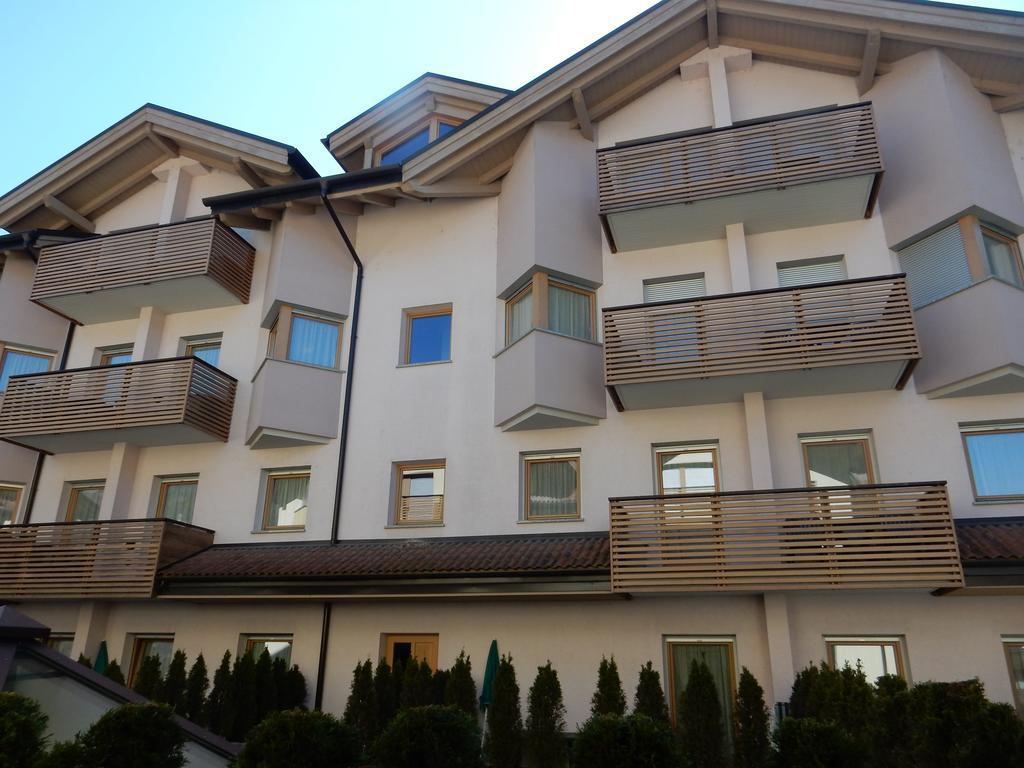 Residenza Casale Apart otel Ponte delle Arche Dış mekan fotoğraf